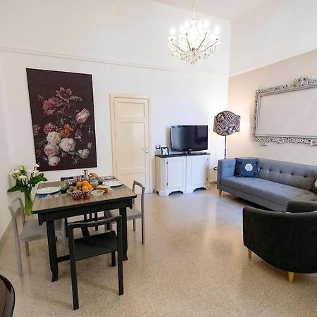 Mary'S House Apartment Lecce Exterior foto